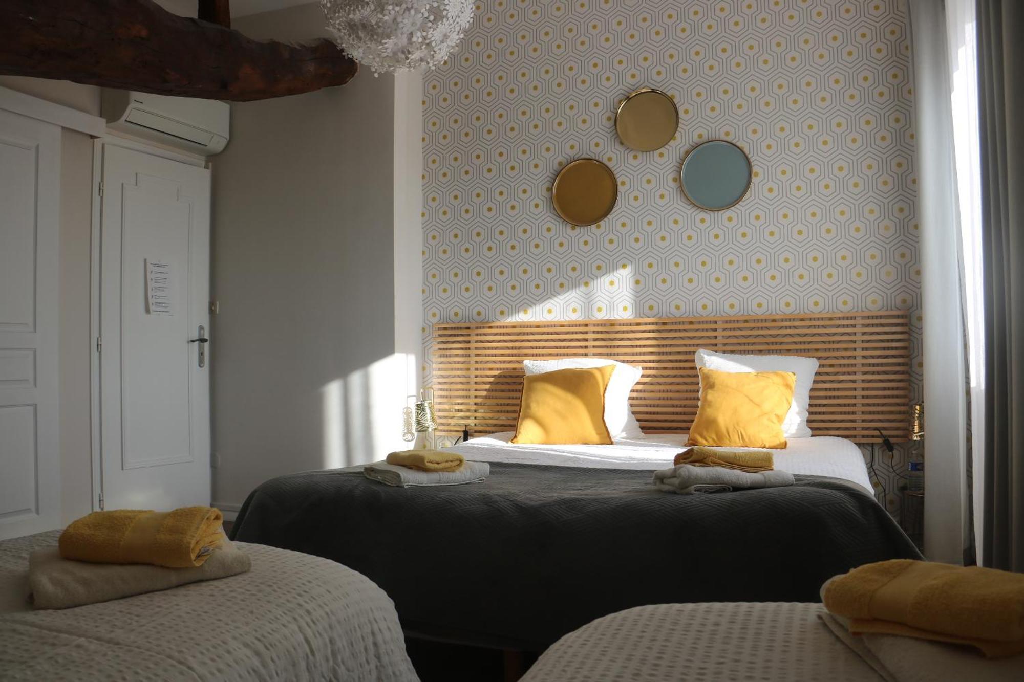 "Les Peyres" Hotel Lamothe-Landerron Eksteriør billede