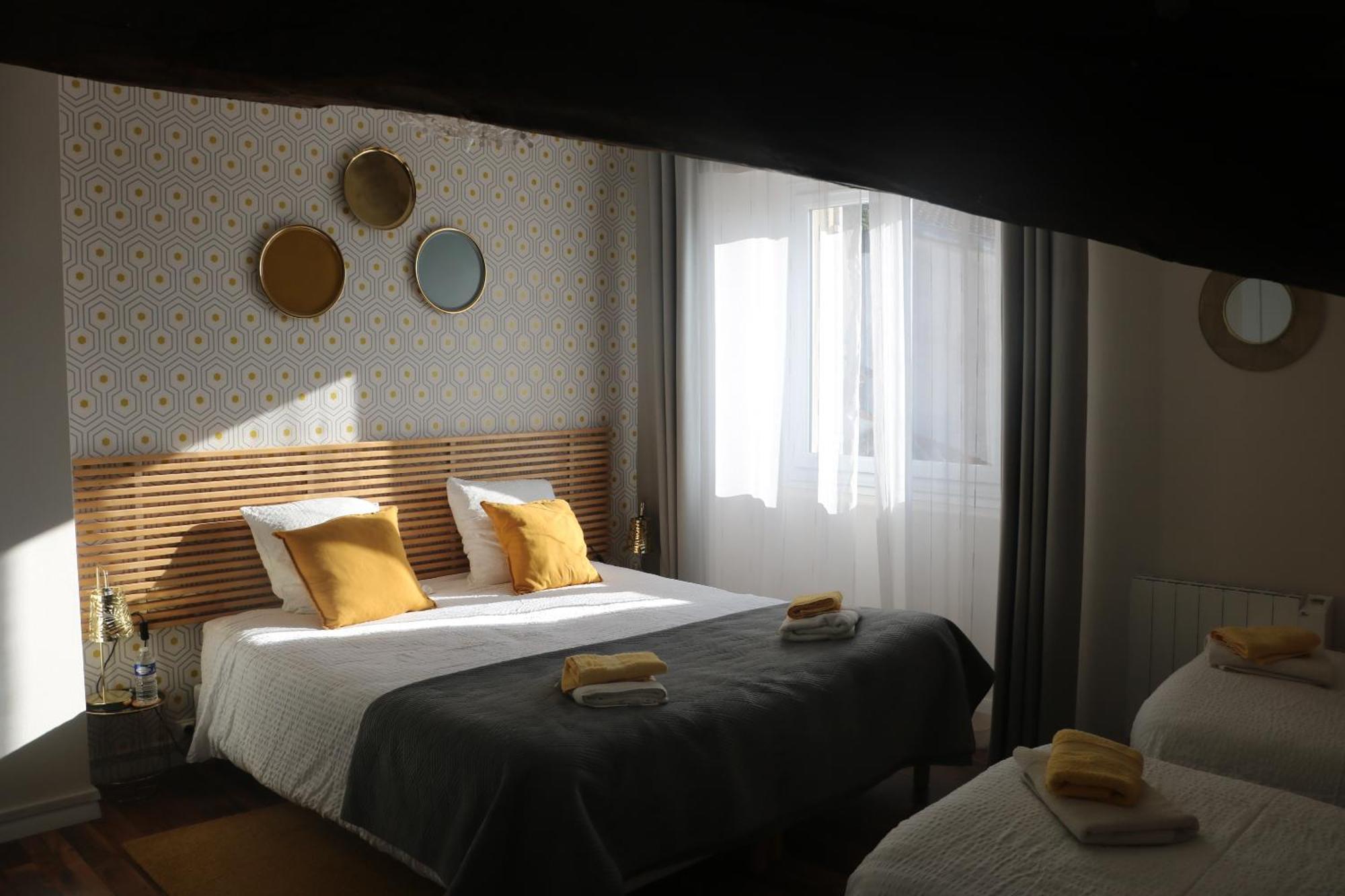 "Les Peyres" Hotel Lamothe-Landerron Eksteriør billede