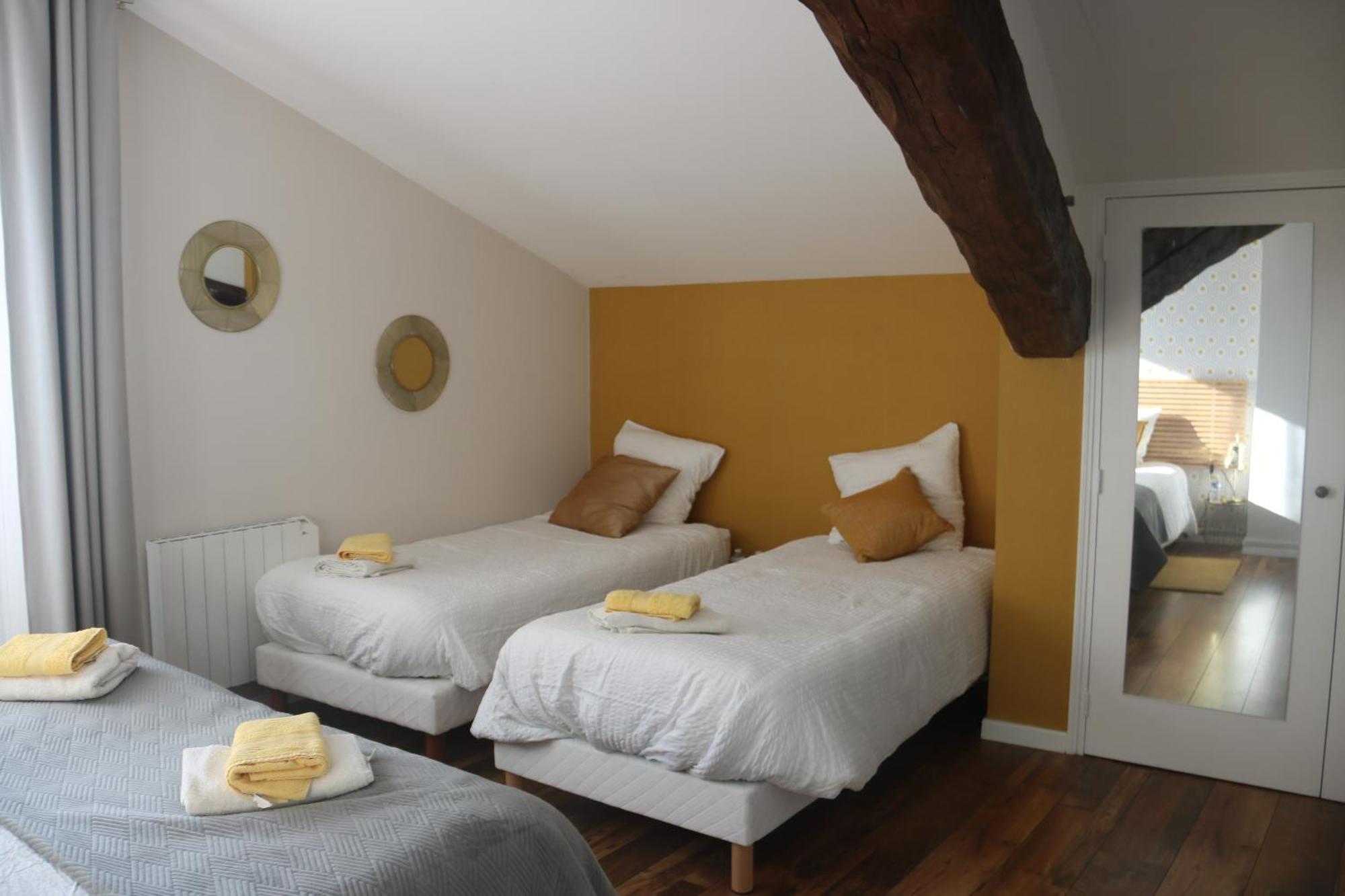 "Les Peyres" Hotel Lamothe-Landerron Eksteriør billede